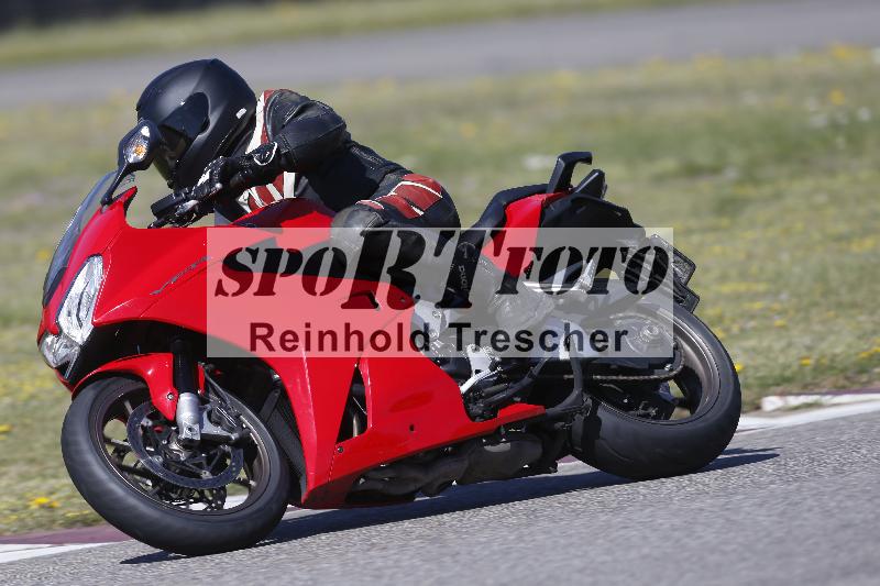 /05 07.04.2026 Cornu Master School ADR/Gruppe gruen/20